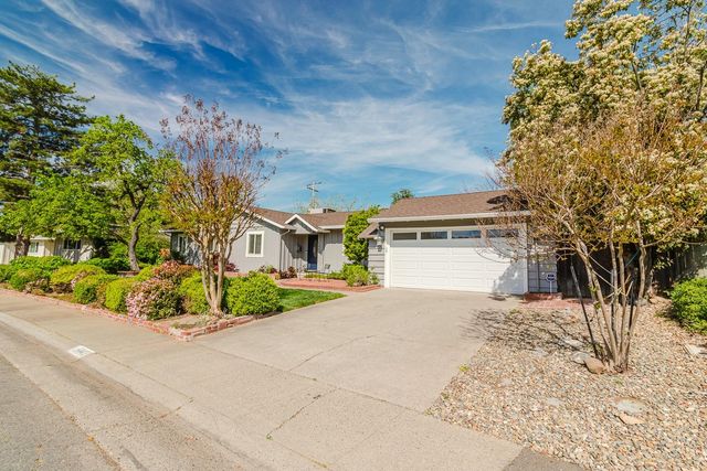 5443 Aris Way, Carmichael, CA 95608