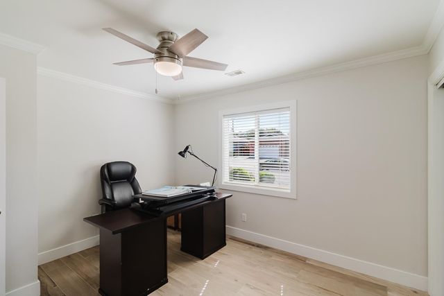 5443 Aris Way, Carmichael, CA 95608