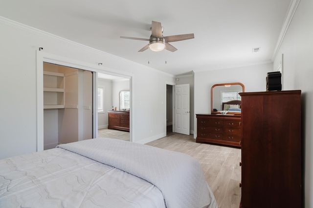 5443 Aris Way, Carmichael, CA 95608