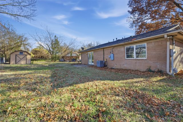 12131 E 32nd Place, Tulsa, OK 74146