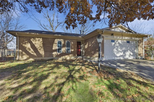 12131 E 32nd Place, Tulsa, OK 74146