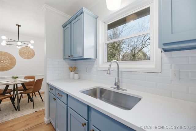 12131 E 32nd Place, Tulsa, OK 74146