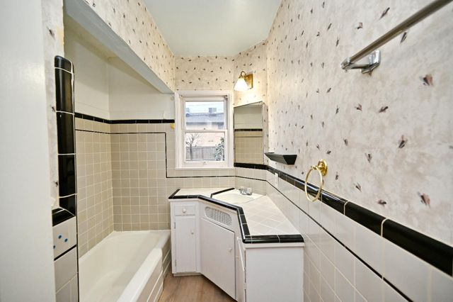 1413 W Terrace Avenue, Fresno, CA 93705