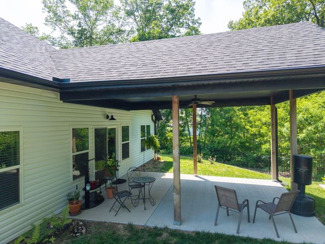 5801 SANDROCK DR, Columbia, MO 65202