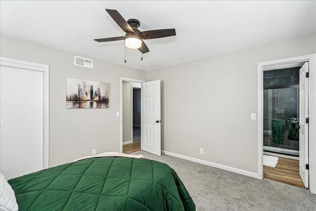 1470 S Hornecker Dr, Wichita, KS 67235