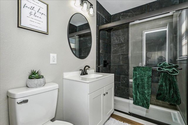 1470 S Hornecker Dr, Wichita, KS 67235