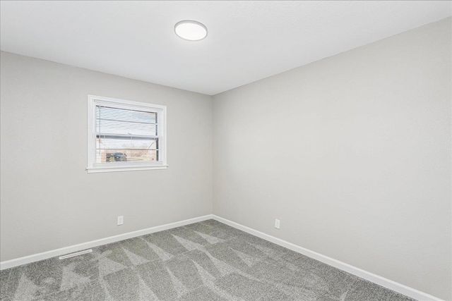 1470 S Hornecker Dr, Wichita, KS 67235