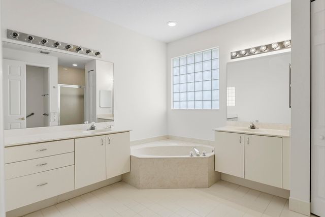 9069 Terni Lane, Boynton Beach, FL 33472