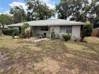5305 OAKWOOD COURT 17, Tampa, FL 33610