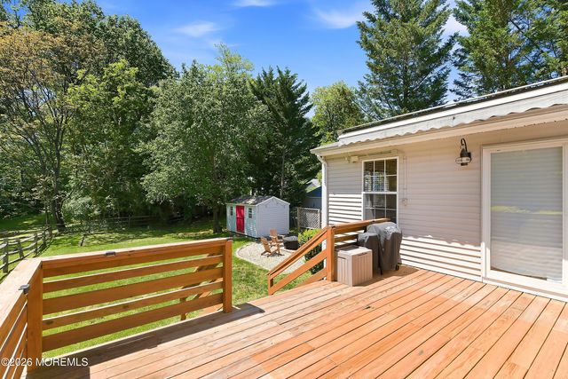 18 Carmen Place, Red Bank, NJ 07701