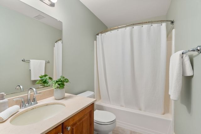 255 Winter St 403, Waltham, MA 02451