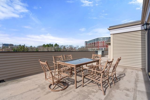 255 Winter St 403, Waltham, MA 02451