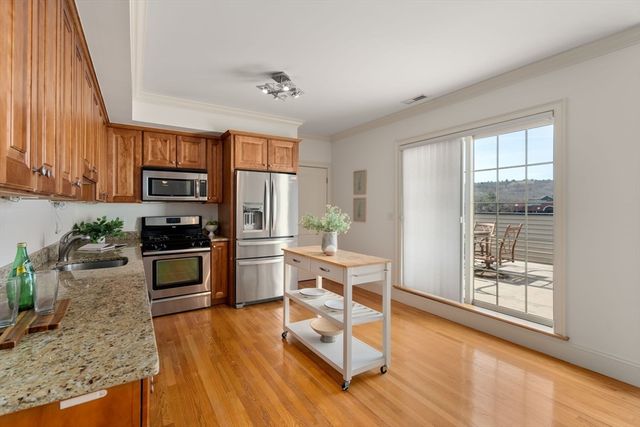 255 Winter St 403, Waltham, MA 02451