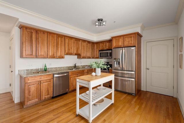 255 Winter St 403, Waltham, MA 02451