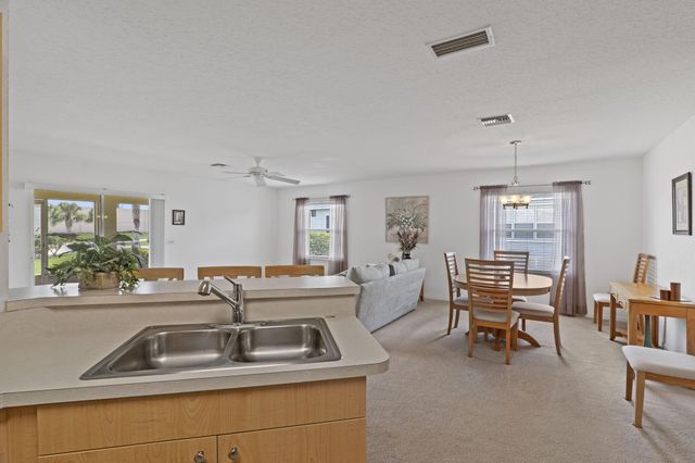 14381 Amapola Circle, Fort Pierce, FL 34951