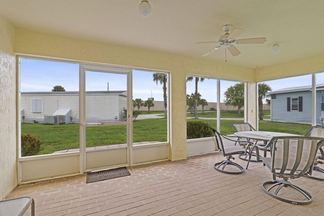 14381 Amapola Circle, Fort Pierce, FL 34951