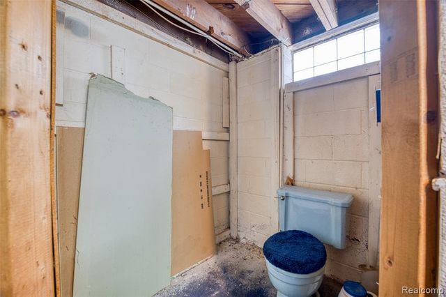 23560 Wellington Avenue, Warren, MI 48089