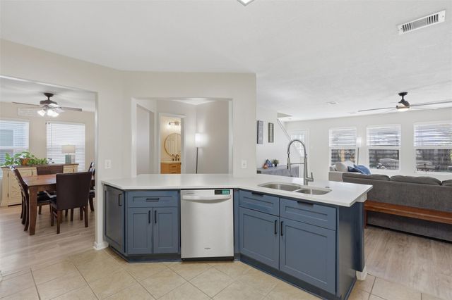 16852 Greenhouse Street, Conroe, TX 77385