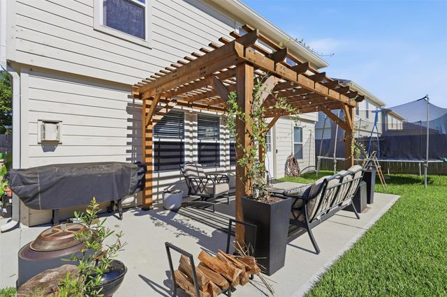 16852 Greenhouse Street, Conroe, TX 77385