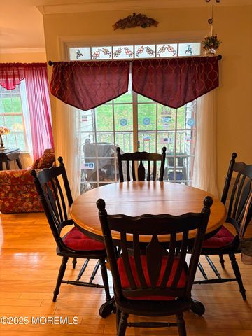 217 Sophee Lane, Lakewood, NJ 08701