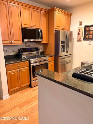 217 Sophee Lane, Lakewood, NJ 08701