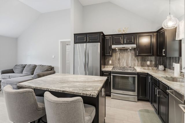 57 Stillwater Dr, Plymouth, MA 02360