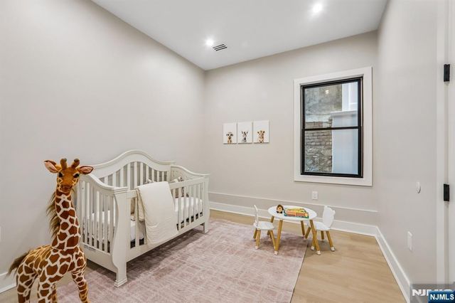 78 Zabriskie 1, Jersey City, NJ 07307