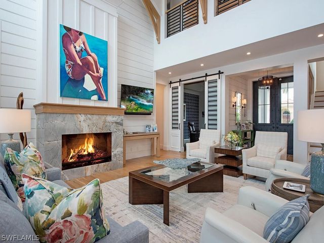 679 Rudder RD, Naples, FL 34102