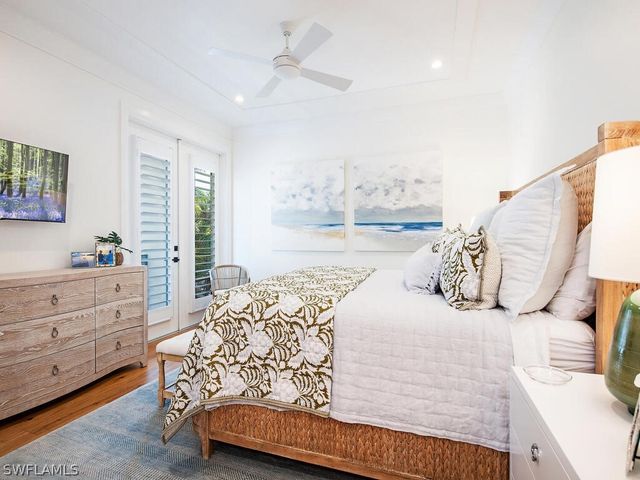 679 Rudder RD, Naples, FL 34102