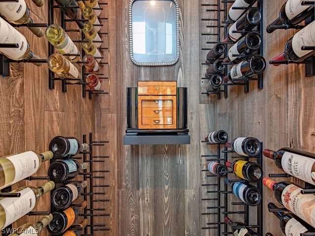 679 Rudder RD, Naples, FL 34102