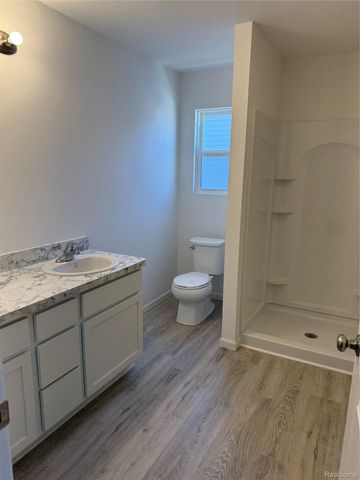 5755 Copper Tree Park, Waterford Charter Township, MI 48327