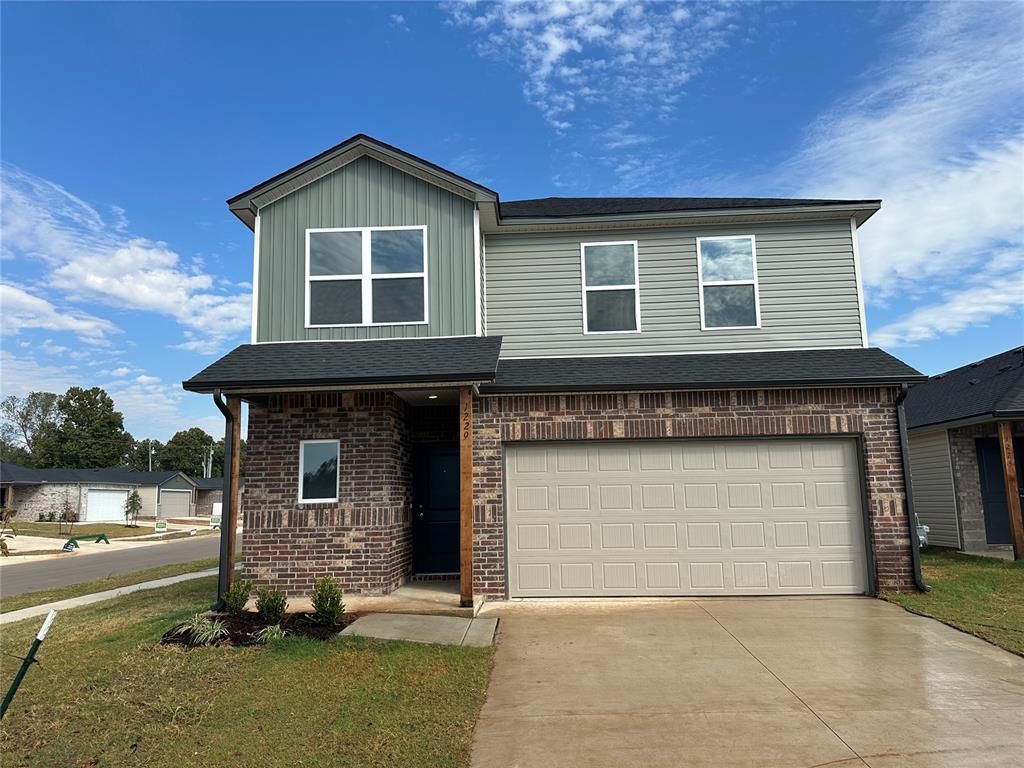 1229 Meadow Brook Drive, Purcell, OK 73080