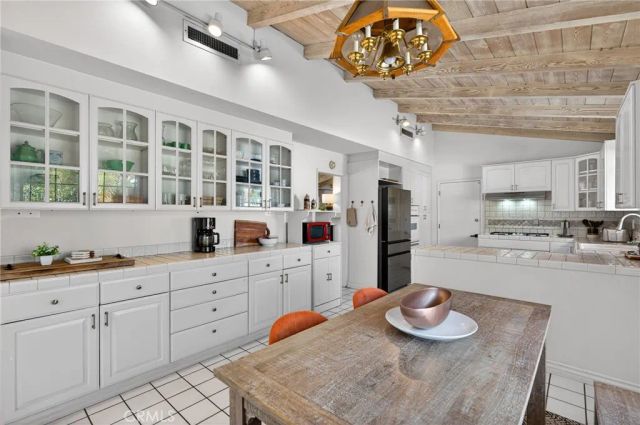 20934 Tulsa, Chatsworth, CA 91311