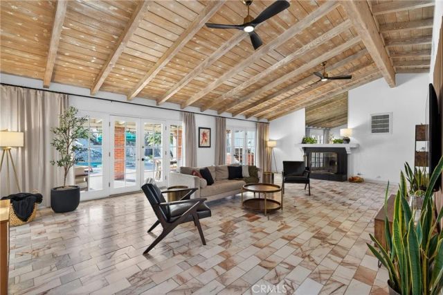 20934 Tulsa, Chatsworth, CA 91311