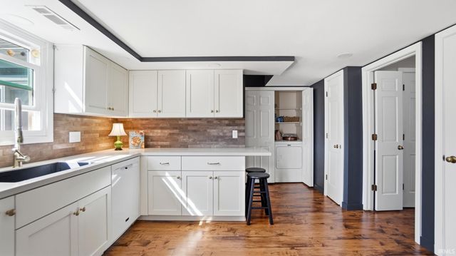 6136 Landmark Drive, Fort Wayne, IN 46815