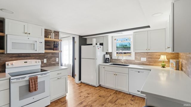 6136 Landmark Drive, Fort Wayne, IN 46815