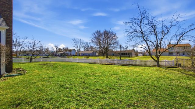 6136 Landmark Drive, Fort Wayne, IN 46815