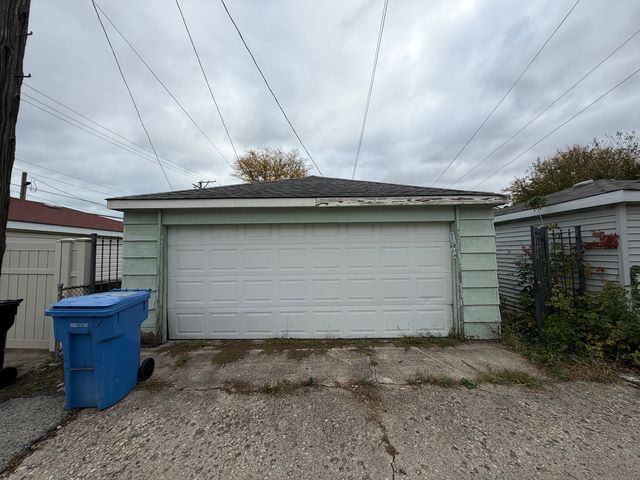 7514 S Rhodes Avenue, Chicago, IL 60619