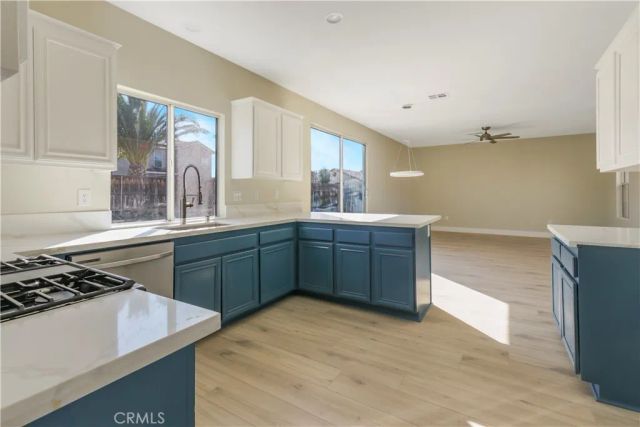 242 Spinnaker Street, San Jacinto, CA 92583