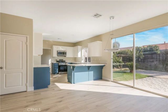 242 Spinnaker Street, San Jacinto, CA 92583