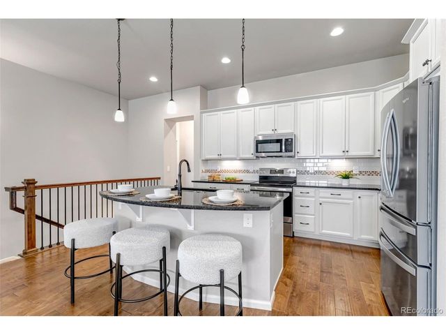 26945 E Costilla Dr, Aurora, CO 80016