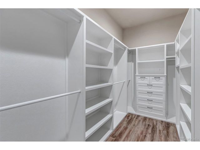26945 E Costilla Dr, Aurora, CO 80016