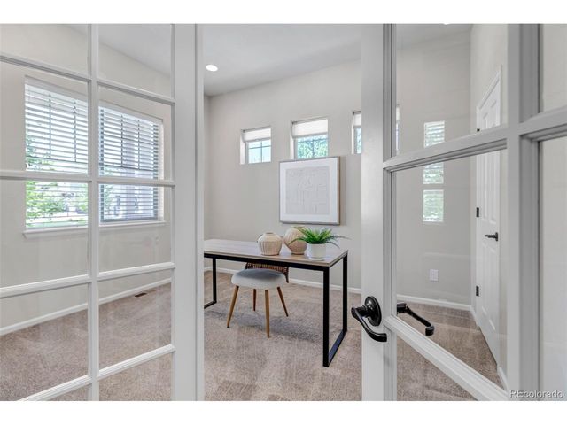26945 E Costilla Dr, Aurora, CO 80016