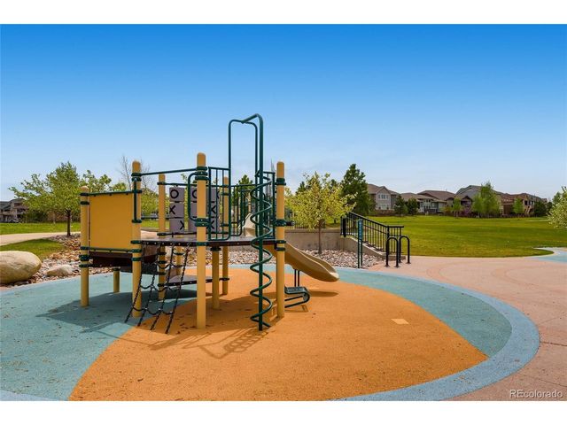 26945 E Costilla Dr, Aurora, CO 80016