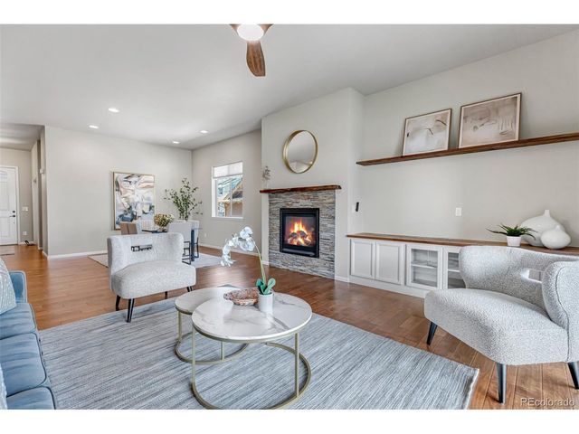26945 E Costilla Dr, Aurora, CO 80016
