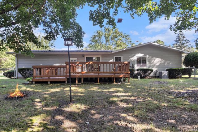 26560 Glick Drive, Elkhart, IN 46514
