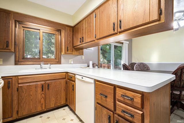 26560 Glick Drive, Elkhart, IN 46514