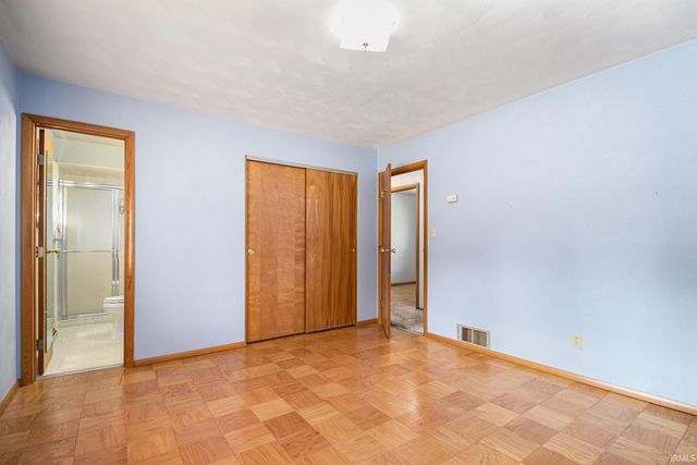 26560 Glick Drive, Elkhart, IN 46514