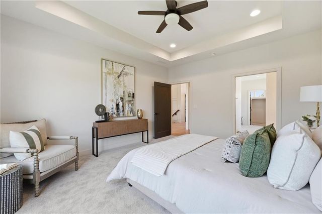 4225 NE Overbrook Drive, Lee's Summit, MO 64064