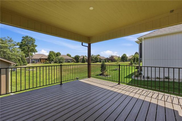 4225 NE Overbrook Drive, Lee's Summit, MO 64064